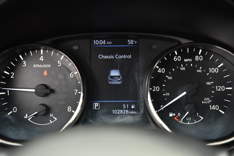 Nissan Rogue Sport Vehicle Image 13