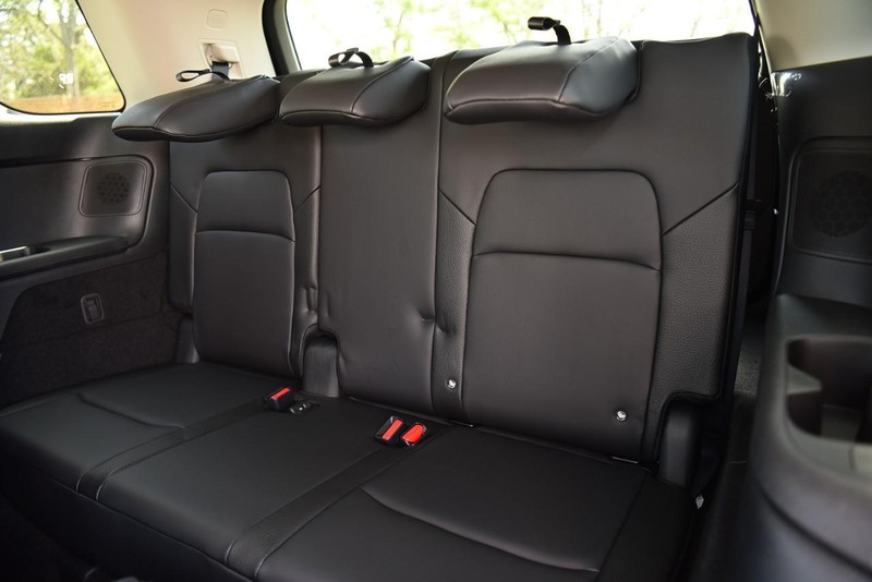 Nissan Pathfinder Vehicle Image 26