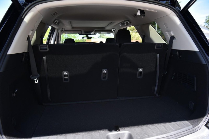 Nissan Pathfinder Vehicle Image 27