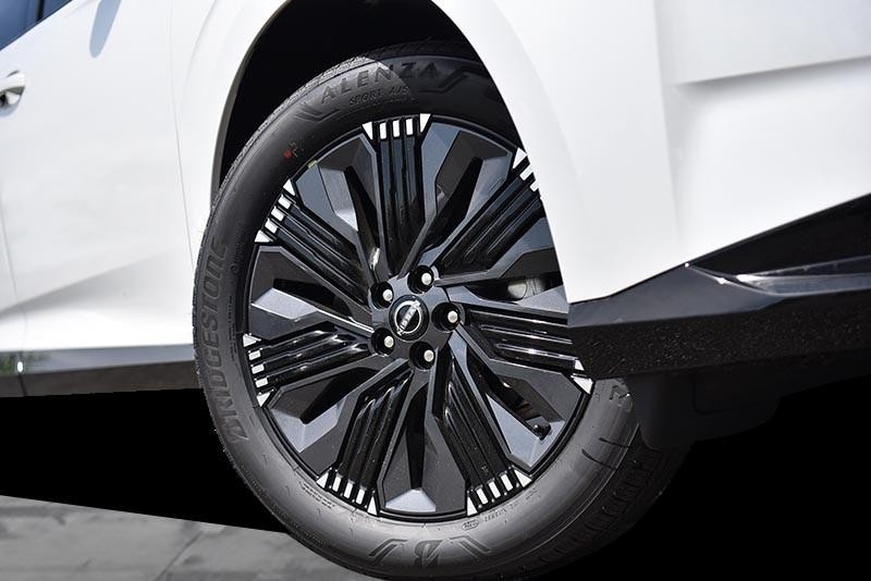 Nissan Murano Vehicle Image 03