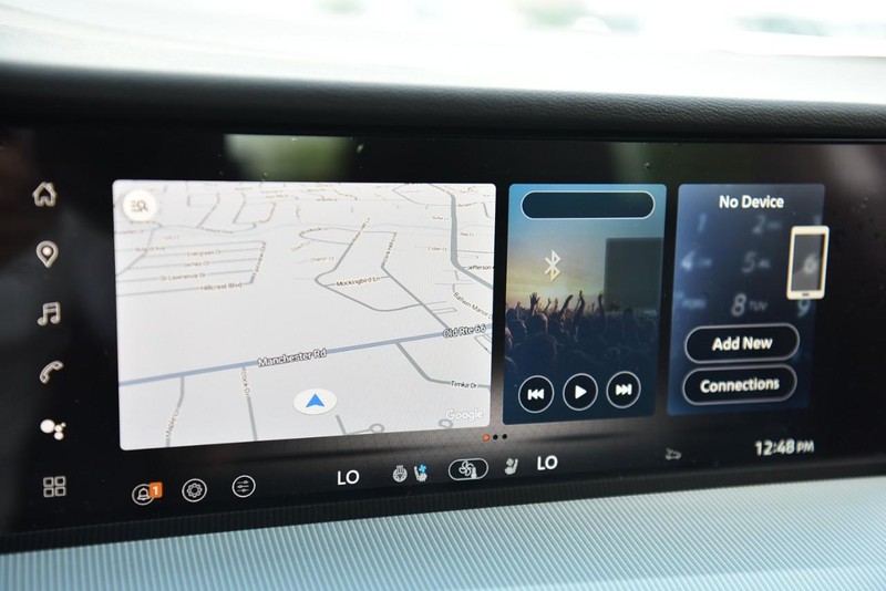 Nissan Murano Vehicle Image 15