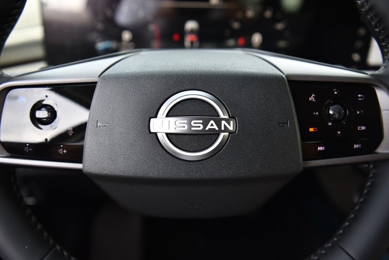 Nissan Murano Vehicle Image 22