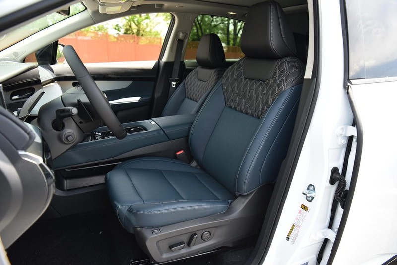 Nissan Murano Vehicle Image 23