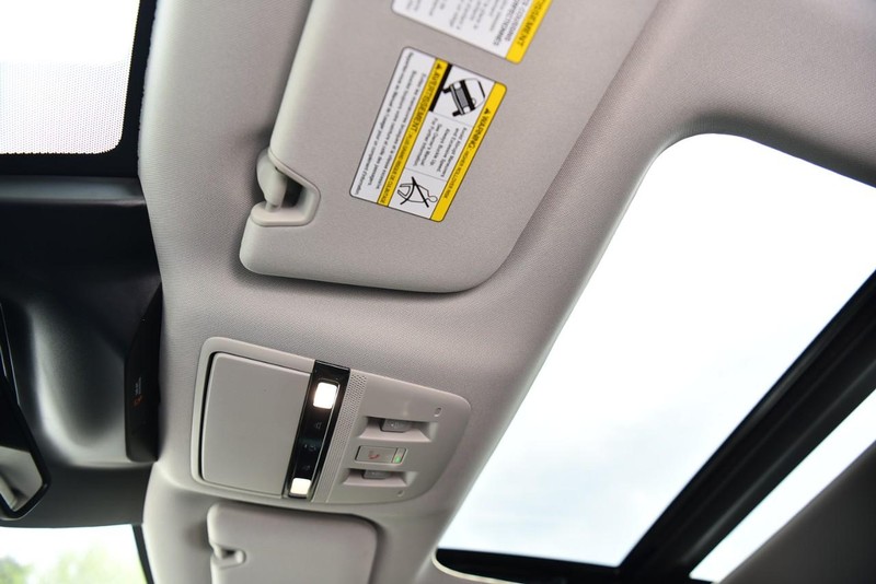 Nissan Murano Vehicle Image 25
