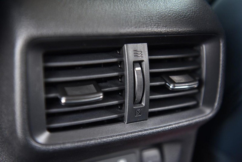 Nissan Murano Vehicle Image 27