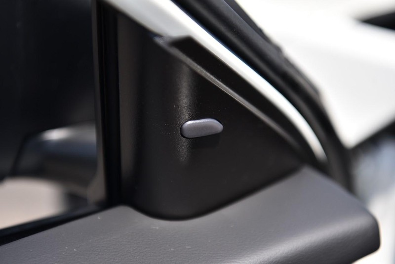 Nissan Altima Vehicle Image 10