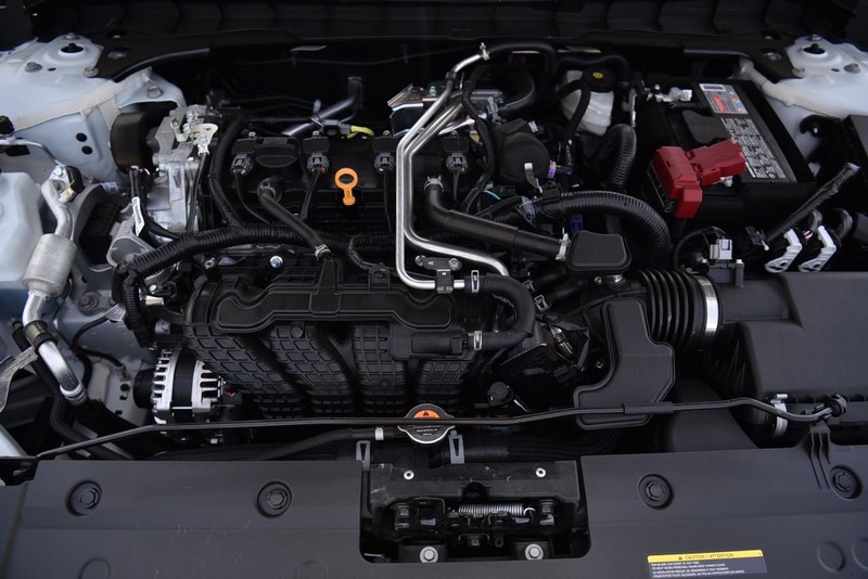 Nissan Altima Vehicle Image 23