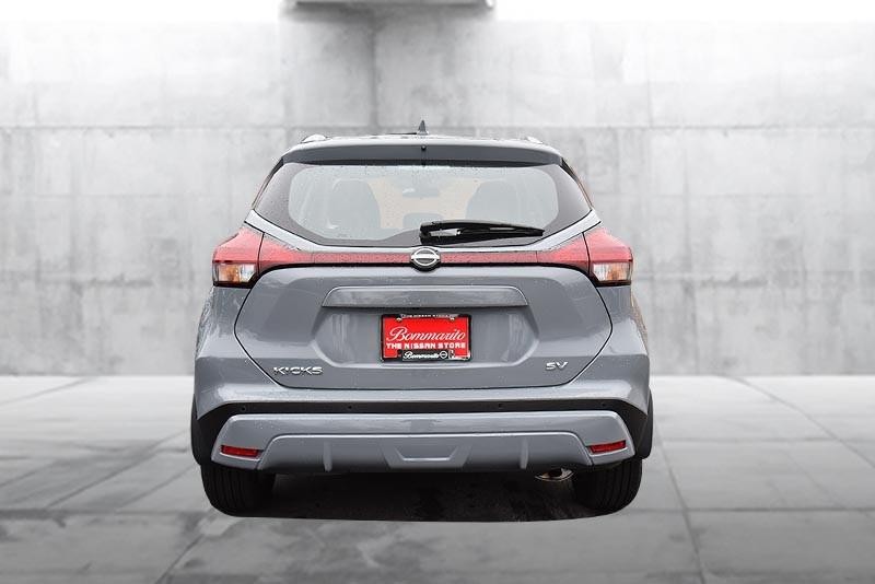 Nissan Kicks Vehicle Image 06