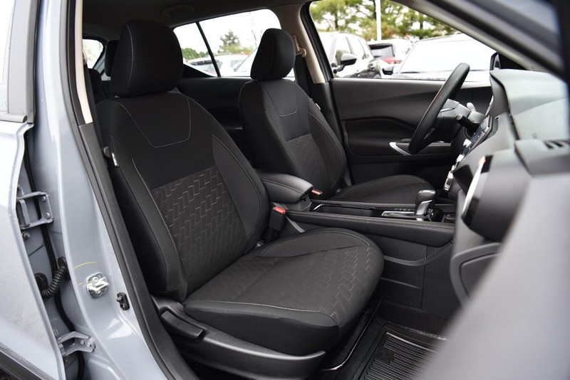 Nissan Kicks Vehicle Image 19