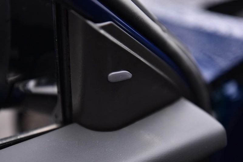 Nissan Altima Vehicle Image 10