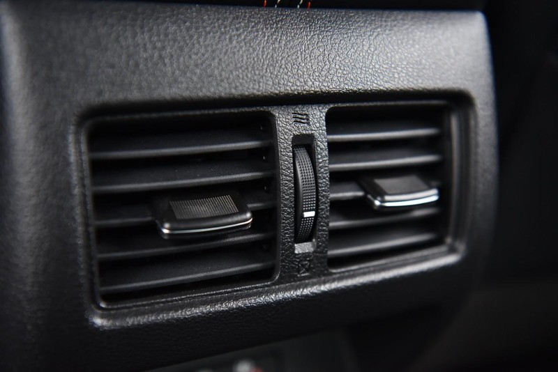Nissan Altima Vehicle Image 23