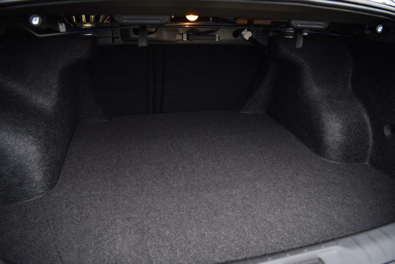 Nissan Altima Vehicle Image 25