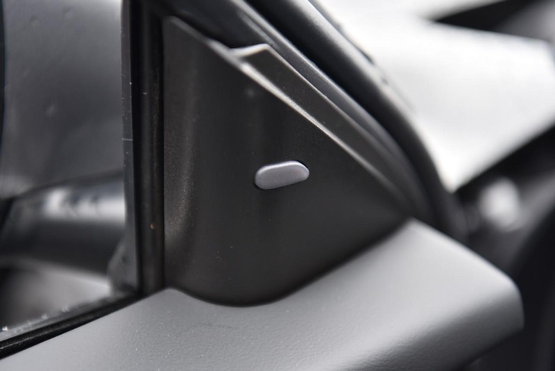 Nissan Altima Vehicle Image 09