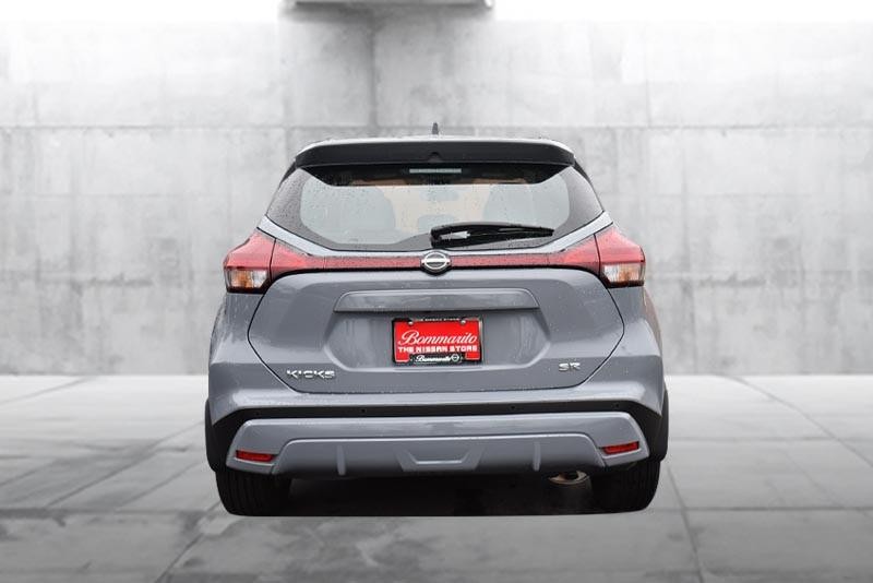 Nissan Kicks Vehicle Image 06