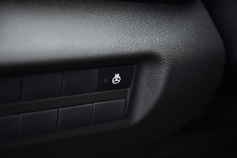 Nissan Kicks Vehicle Image 11