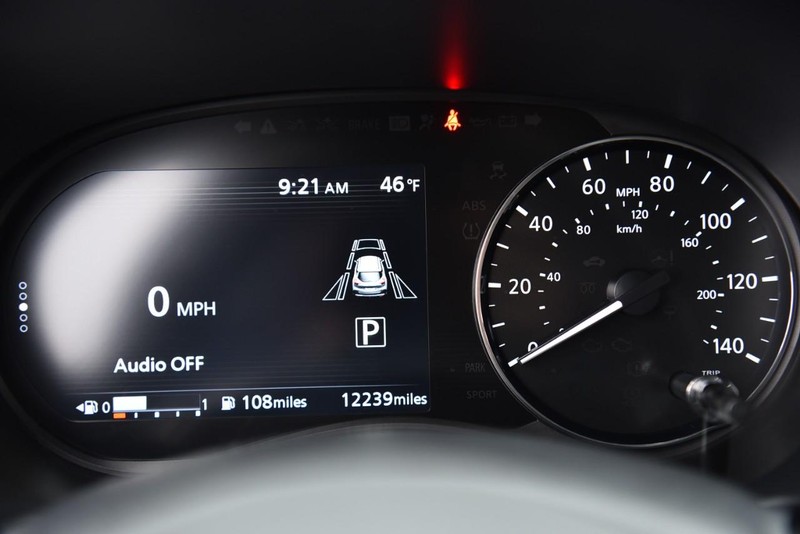 Nissan Kicks Vehicle Image 12