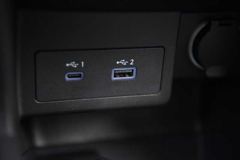 Nissan Kicks Vehicle Image 15