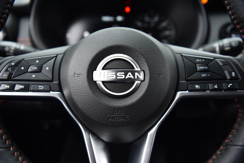 Nissan Kicks Vehicle Image 18