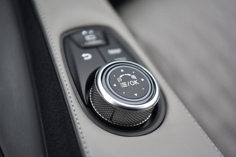 INFINITI QX50 Vehicle Image 19