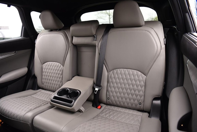 INFINITI QX50 Vehicle Image 25