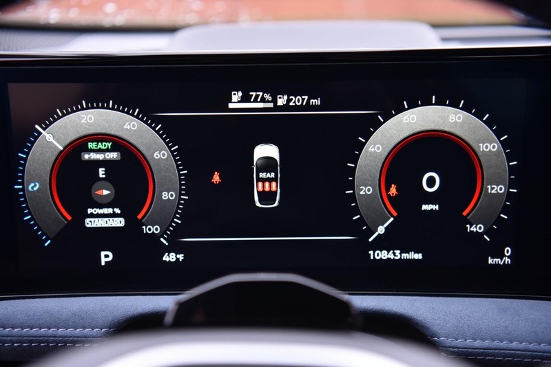Nissan ARIYA Vehicle Image 13