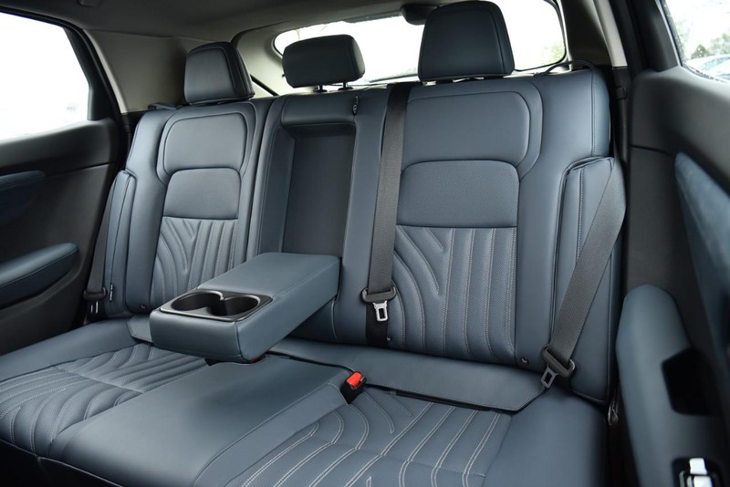 Nissan ARIYA Vehicle Image 24