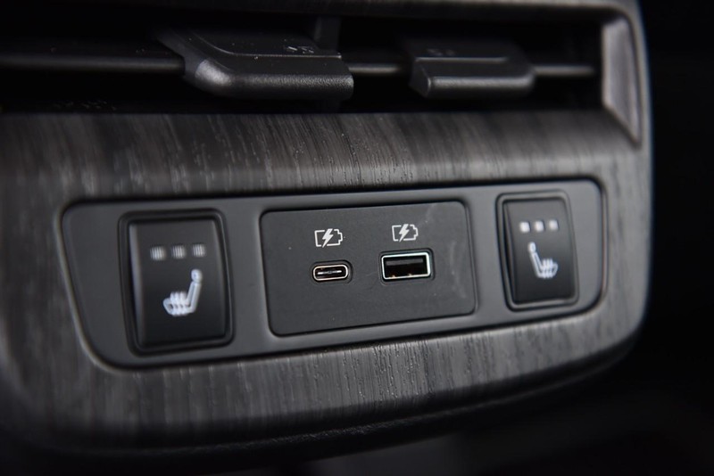 Nissan ARIYA Vehicle Image 25