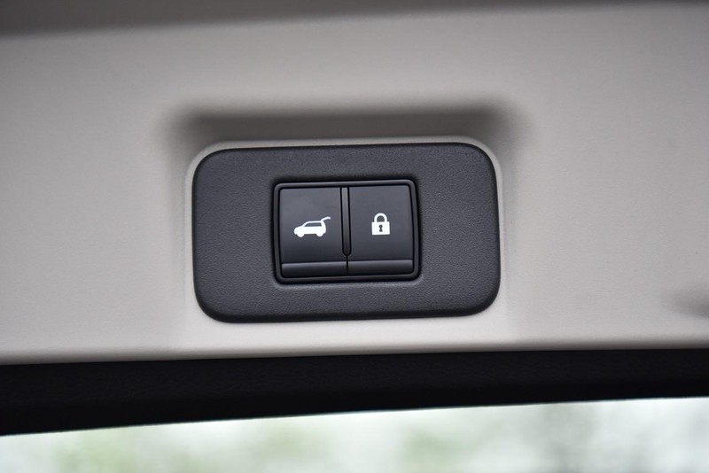 Nissan ARIYA Vehicle Image 27