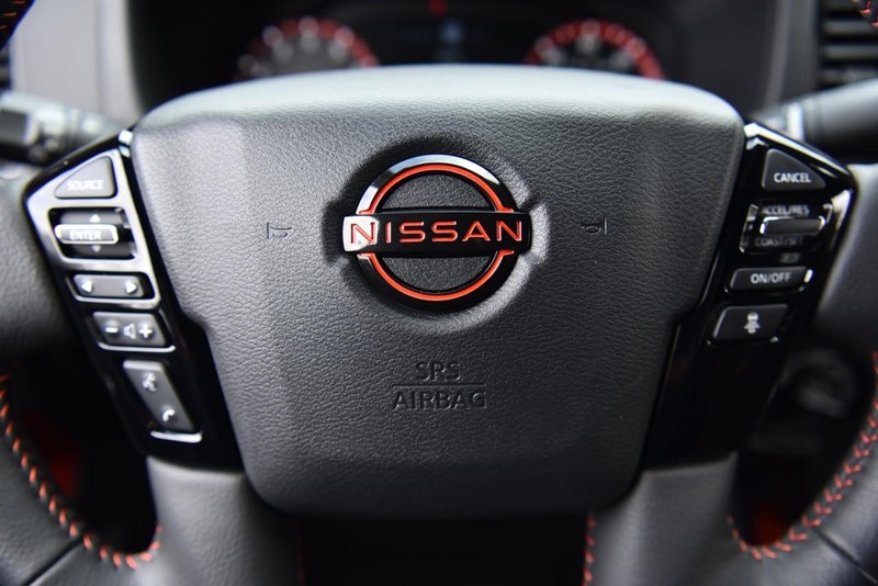 Nissan Frontier Vehicle Image 22