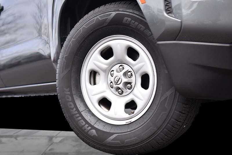 Nissan Frontier Vehicle Image 03