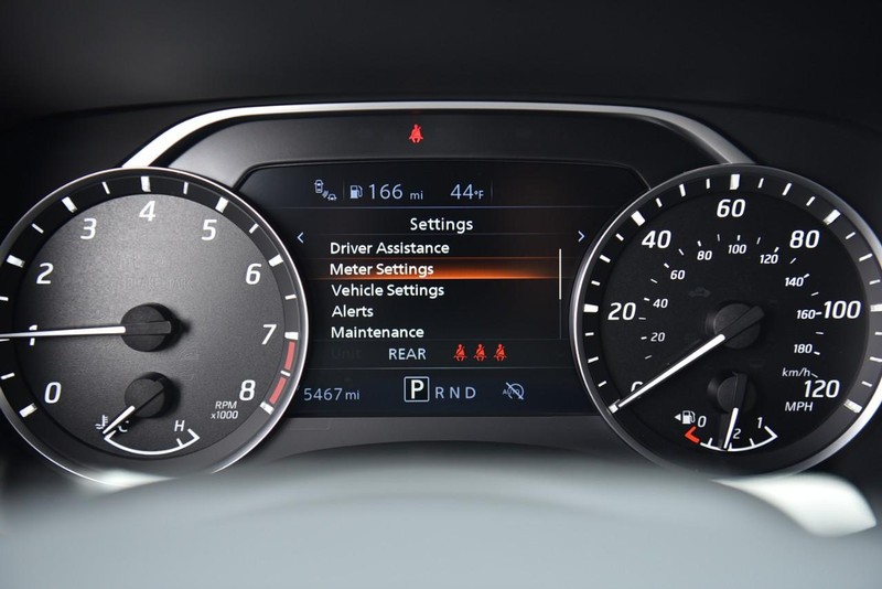 Nissan Frontier Vehicle Image 12