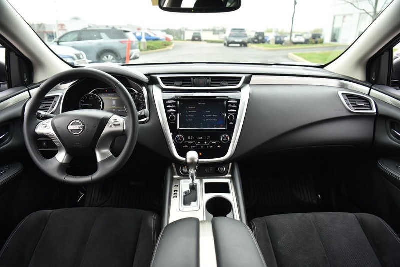 Nissan Murano Vehicle Image 07