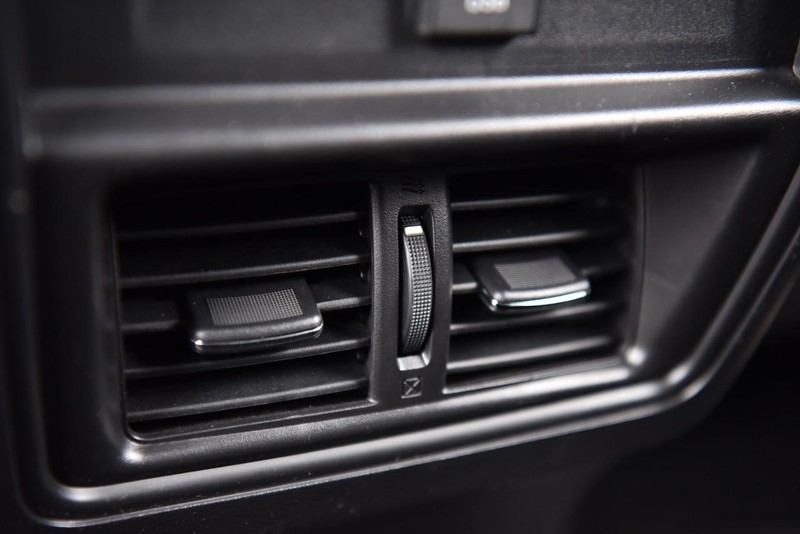 Nissan Murano Vehicle Image 20