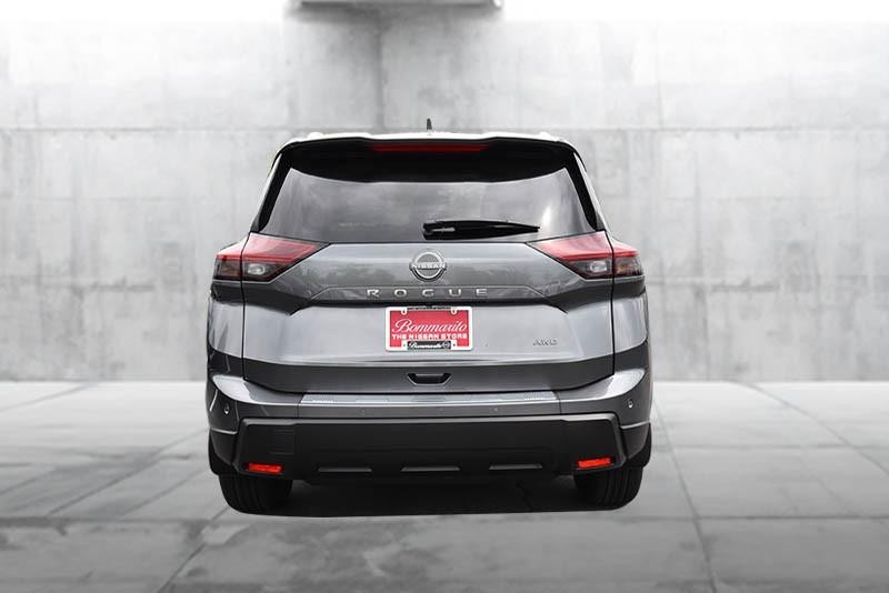 Nissan Rogue Vehicle Image 06