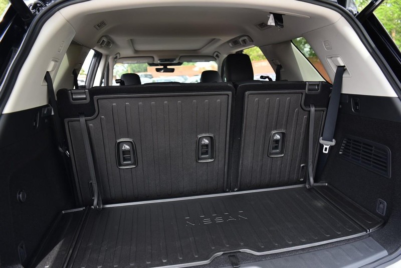 Nissan Pathfinder Vehicle Image 30
