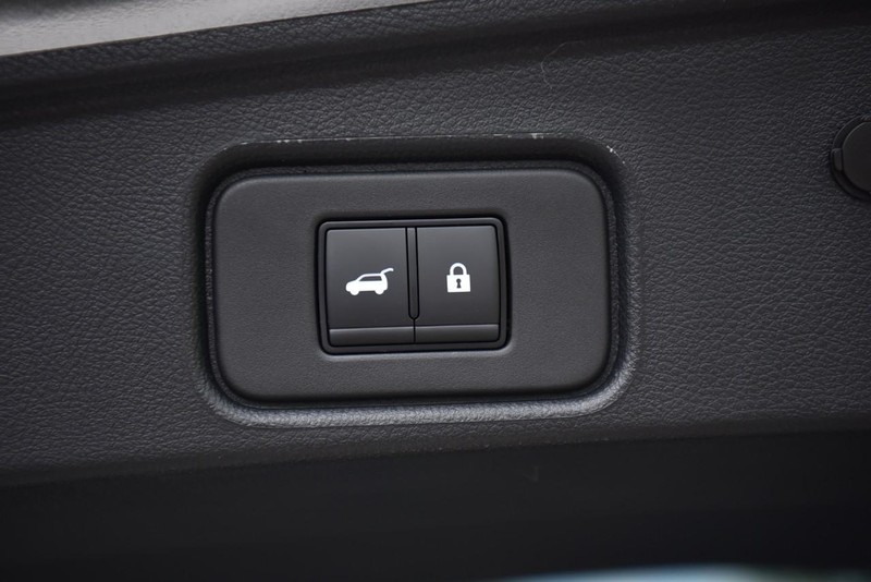 Nissan Pathfinder Vehicle Image 31