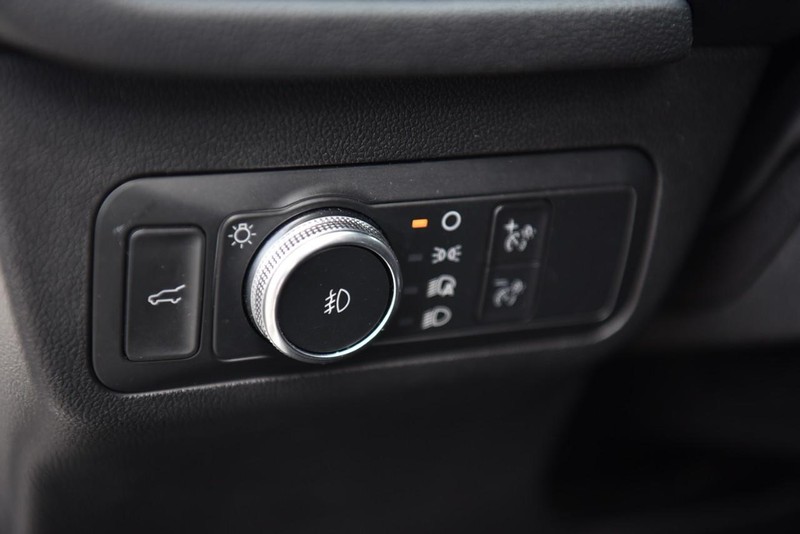 Ford Escape Vehicle Image 11