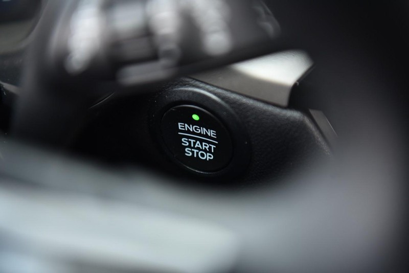 Ford Escape Vehicle Image 19
