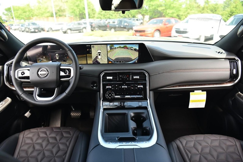 Nissan Armada Vehicle Image 08