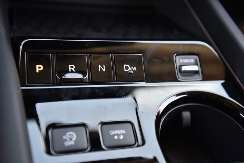 Nissan Murano Vehicle Image 22