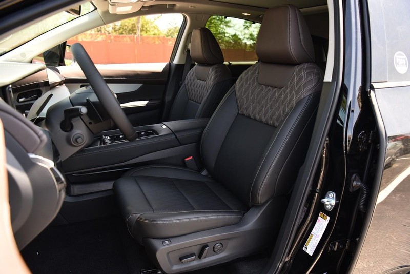 Nissan Murano Vehicle Image 24