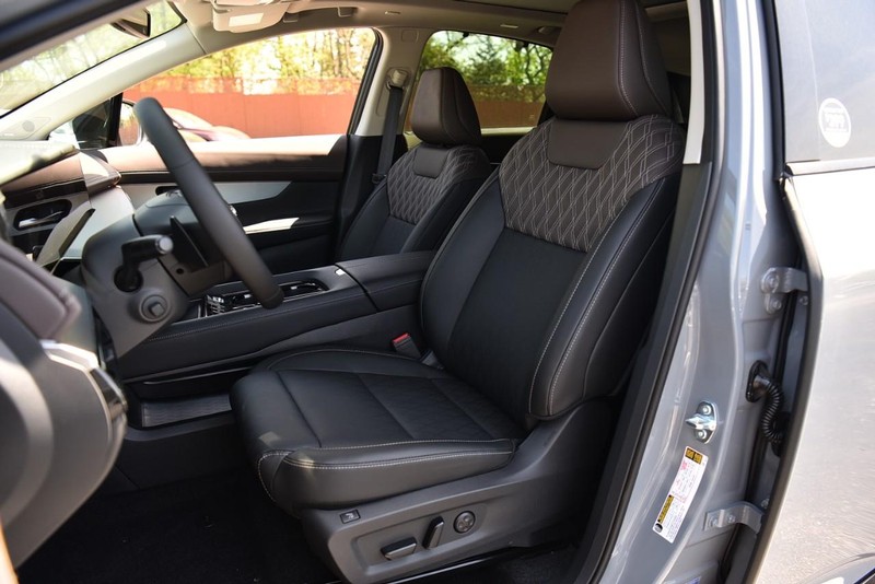 Nissan Murano Vehicle Image 23