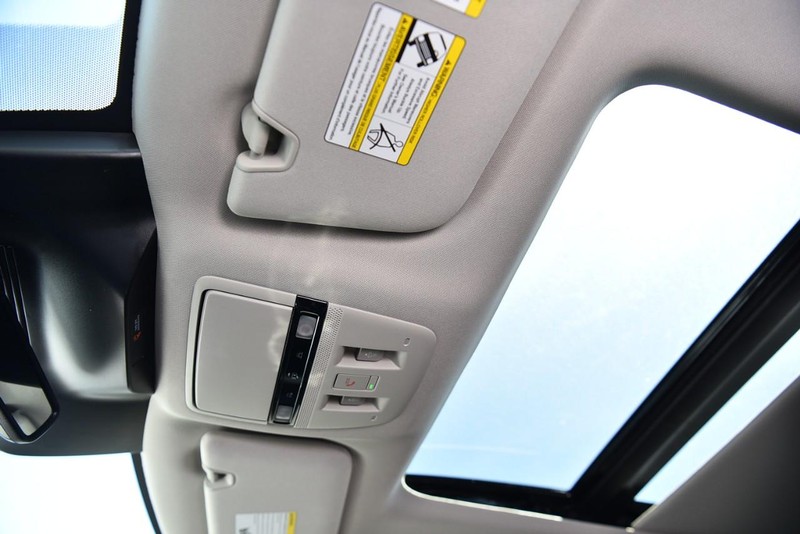 Nissan Murano Vehicle Image 25