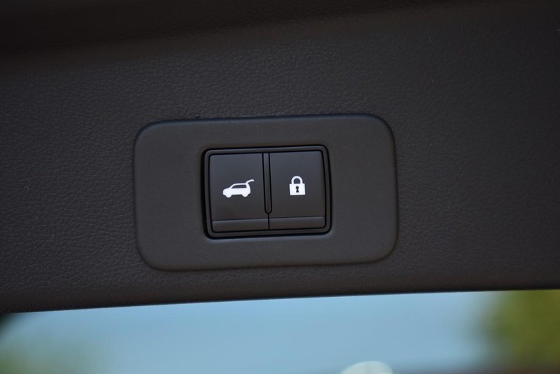 Nissan Murano Vehicle Image 30