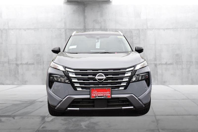 Nissan Rogue Vehicle Image 03