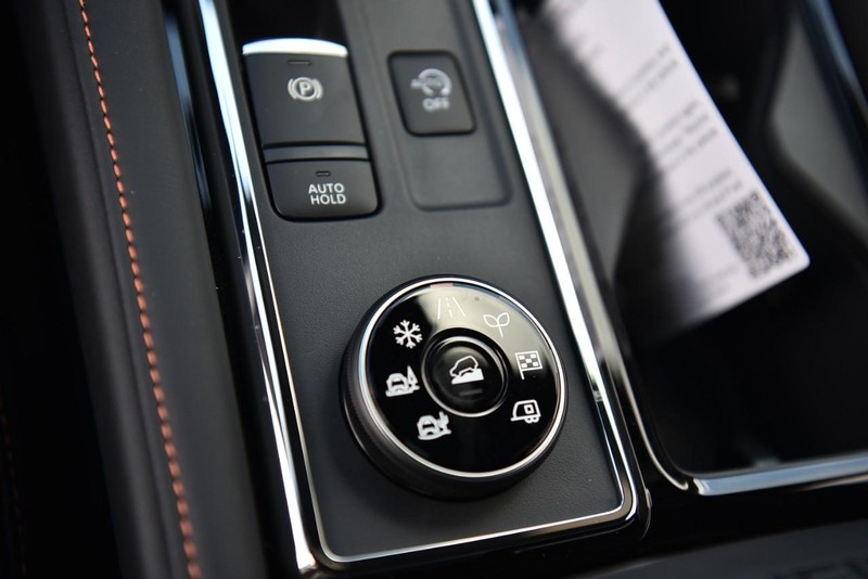 Nissan Pathfinder Vehicle Image 20