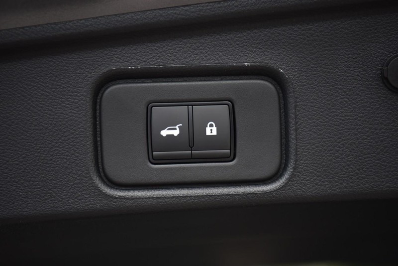 Nissan Pathfinder Vehicle Image 29