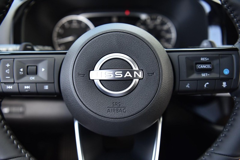 Nissan Pathfinder Vehicle Image 21