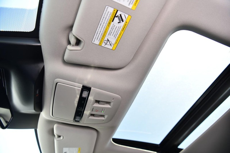 Nissan Murano Vehicle Image 25