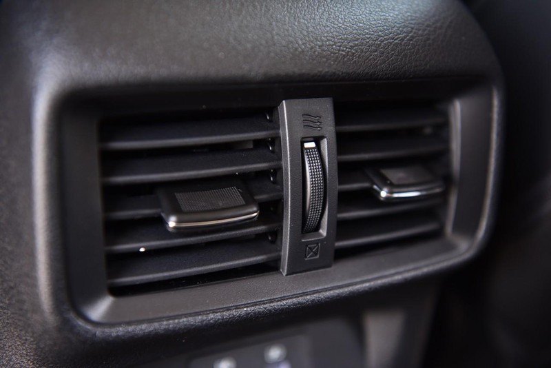 Nissan Murano Vehicle Image 27